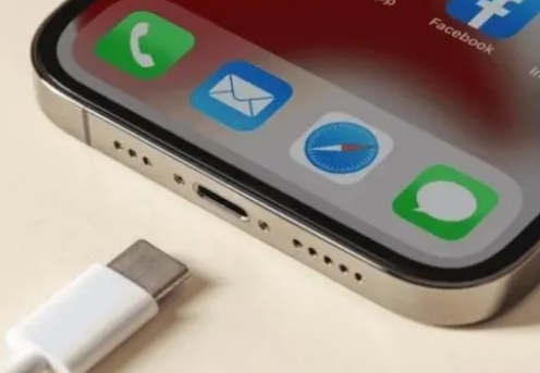 板芙镇苹果15维修分享iPhone15改USB-C接口后能和安卓用户互借充电器吗 